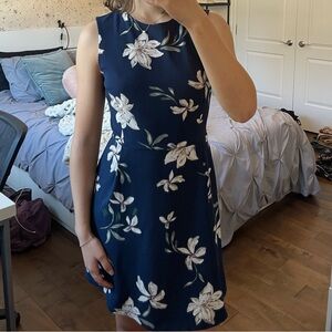 Dynamite Midi Dress Navy Size S with flower pattern